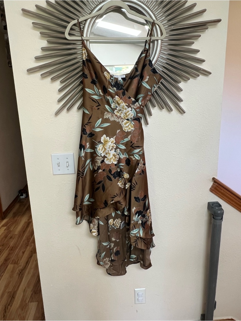Baltic Born Steffi Tulip Wrap Dress Neutral Floral High-Low Slip Dress Large - Picture 2 of 5